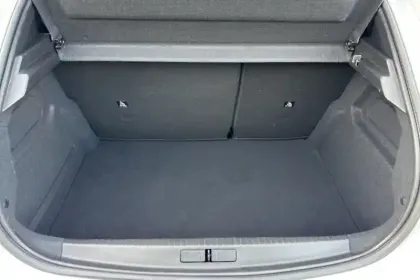 Photo 27 Peugeot 208  PureTech 100 S&S EAT8