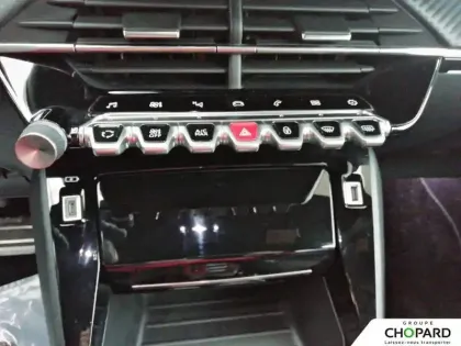 Photo 15 Peugeot 208  PureTech 100 S&S EAT8