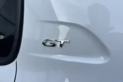 Photo 43 Peugeot 208  PureTech 100 S&S EAT8