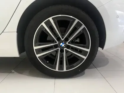 Photo 43 BMW Serie 1 118i 136 ch DKG7