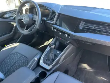 Photo 8 Audi A1  Sportback 30 TFSI 116 ch S tronic 7