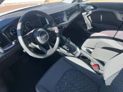 Photo 27 Audi A1  Sportback 30 TFSI 116 ch S tronic 7