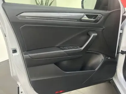 Photo 54 Volkswagen T-roc  2.0 TSI 190 Start/Stop DSG7 4Motion