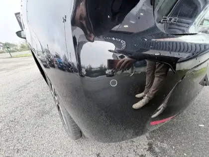 Photo 8 Peugeot 208  Hybrid 100 e-DCS6