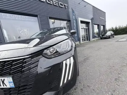 Photo 29 Peugeot 208  Hybrid 100 e-DCS6