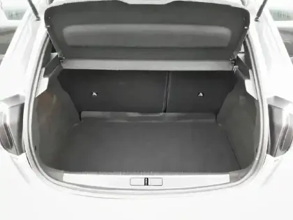 Photo 30 Peugeot 208  PureTech 75 S&S BVM5