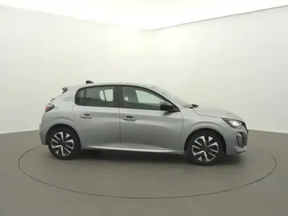 Photo 28 Peugeot 208  PureTech 75 S&S BVM5