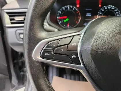 Photo 6 Renault Clio  TCe 90