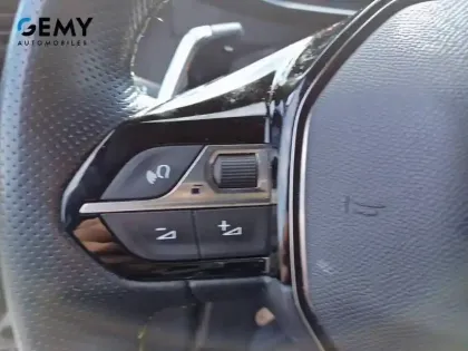 Photo 14 Peugeot 2008  PureTech 130 S&S EAT8