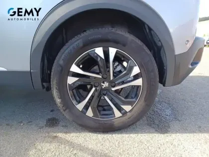 Photo 10 Peugeot 2008  PureTech 130 S&S EAT8