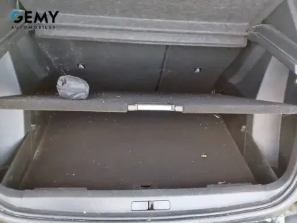 Photo 5 Peugeot 2008  PureTech 130 S&S EAT8