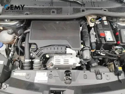 Photo 36 Peugeot 2008  PureTech 130 S&S EAT8