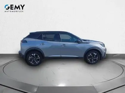 Photo 3 Peugeot 2008  PureTech 130 S&S EAT8