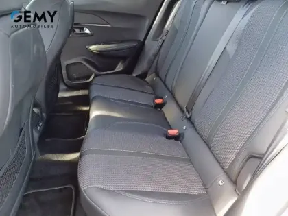 Photo 9 Peugeot 2008  PureTech 130 S&S EAT8