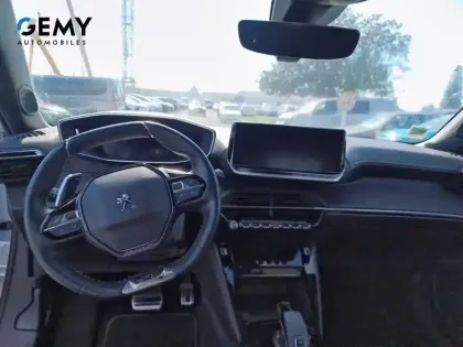 Photo 7 Peugeot 2008  PureTech 130 S&S EAT8