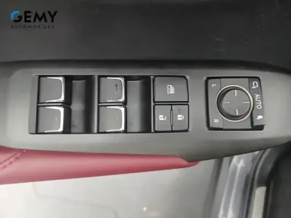 Photo 41 Lexus Nx  300h 4WD