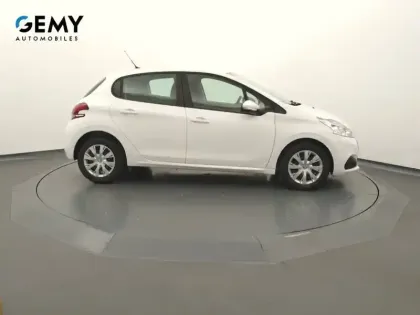 Photo 1 Peugeot 208  AFFAIRE BLUEHDI 100 S&S BVM5