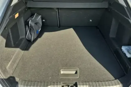 Photo 8 Renault Arkana  E-Tech hybride 145 - 22