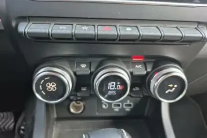 Photo 19 Renault Arkana  E-Tech hybride 145 - 22