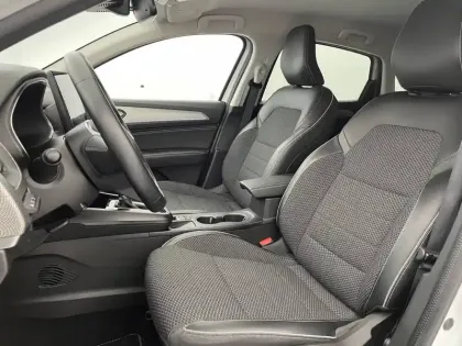 Photo 34 Renault Arkana  E-Tech hybride 145 - 22