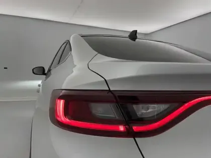 Photo 48 Renault Arkana  E-Tech hybride 145 - 22