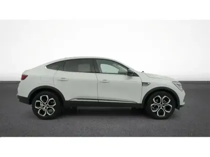 Photo 30 Renault Arkana  E-Tech hybride 145 - 22