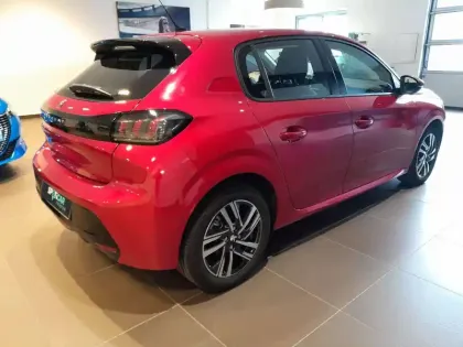 Photo 46 Peugeot 208  PureTech 100 S&S BVM6