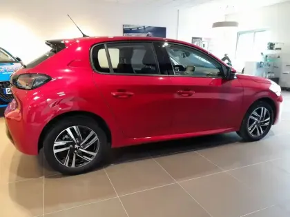 Photo 30 Peugeot 208 Gén. II Ph1 NG Allure Pack 5