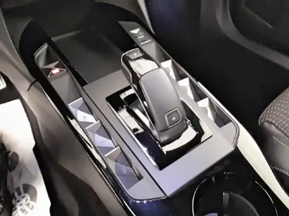 Photo 33 DS DS 3 DS3 Crossback PureTech 130 EAT8