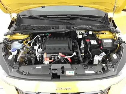 Photo 39 Peugeot 208  Electrique 50 kWh 136ch