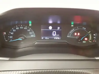 Photo 29 Peugeot 208  Electrique 50 kWh 136ch