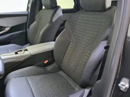 Photo 10 Peugeot 3008  Hybrid 136 e-DCS6