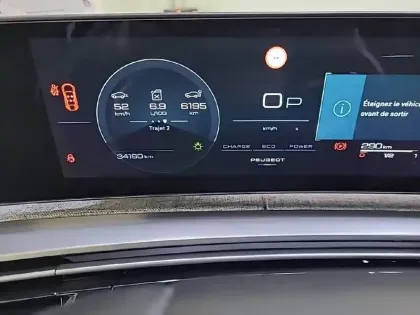 Photo 42 Peugeot 3008  Hybrid 136 e-DCS6