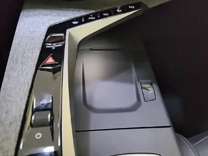 Photo 26 Peugeot 3008  Hybrid 136 e-DCS6