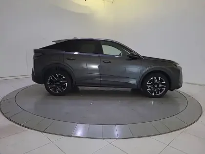 Photo 3 Peugeot 3008  Hybrid 136 e-DCS6