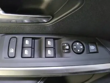 Photo 31 Peugeot 3008  Hybrid 136 e-DCS6