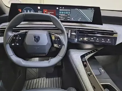 Photo 40 Peugeot 3008  Hybrid 136 e-DCS6