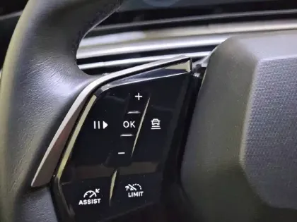 Photo 61 Peugeot 3008  Hybrid 136 e-DCS6