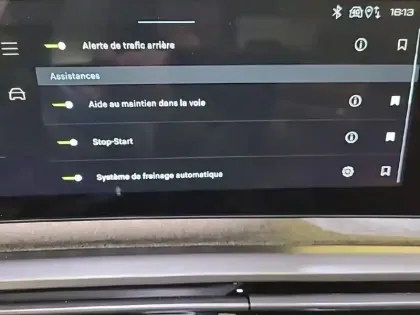 Photo 21 Peugeot 3008  Hybrid 136 e-DCS6