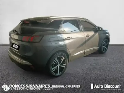 Photo 27 Peugeot 3008  Hybrid 225 e-EAT8 GT