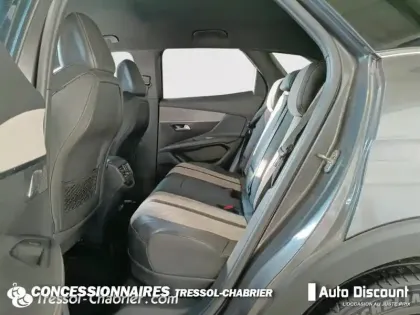 Photo 22 Peugeot 3008  Hybrid 225 e-EAT8 GT