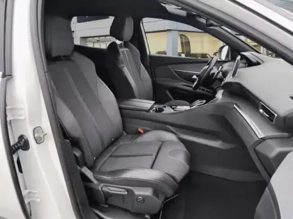 Photo 8 Peugeot 3008  BlueHDi 130ch S&S EAT8 GT Line