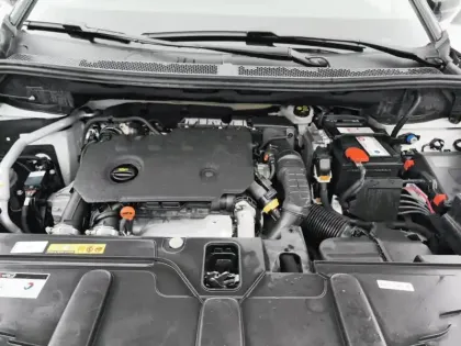 Photo 6 Peugeot 3008  BlueHDi 130ch S&S EAT8 GT Line