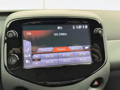 Photo 10 Toyota Aygo  1.0 VVT-i x-play x-app