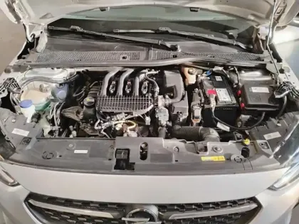 Photo 6 Opel Corsa  1.2 75 ch BVM5 Edition