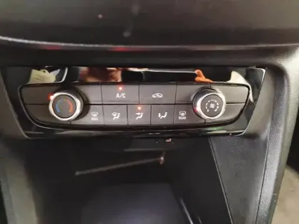 Photo 12 Opel Corsa  1.2 75 ch BVM5 Edition