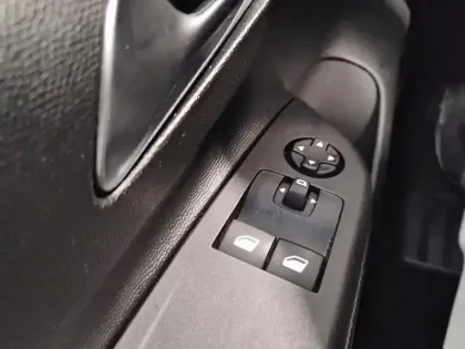 Photo 19 Opel Corsa  1.2 75 ch BVM5 Edition