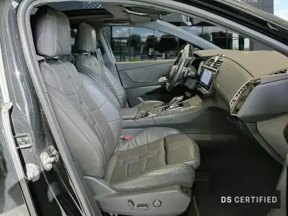 Photo 8 DS DS 7 DS7 Crossback Hybride E-Tense 300 EAT8 4x4 Louvre
