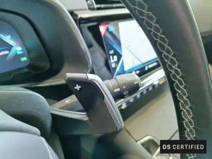 Photo 17 DS DS 7 DS7 Crossback Hybride E-Tense 300 EAT8 4x4 Louvre