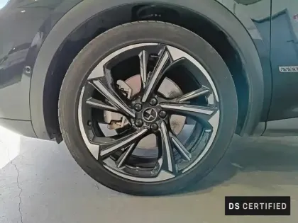 Photo 14 DS DS 7 DS7 Crossback Hybride E-Tense 300 EAT8 4x4 Louvre